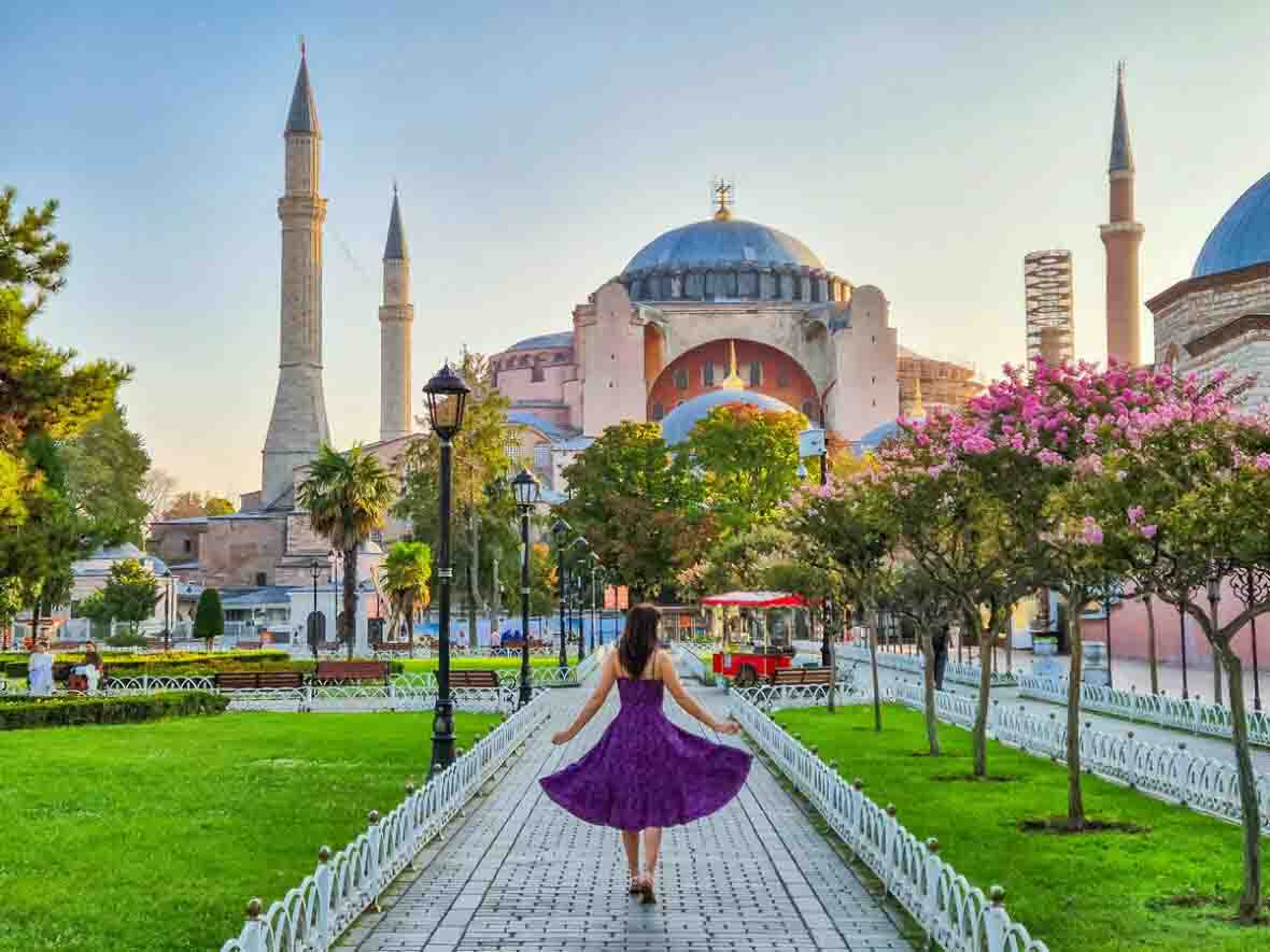 تور استانبول 5 شب با پرواز قشم ایر